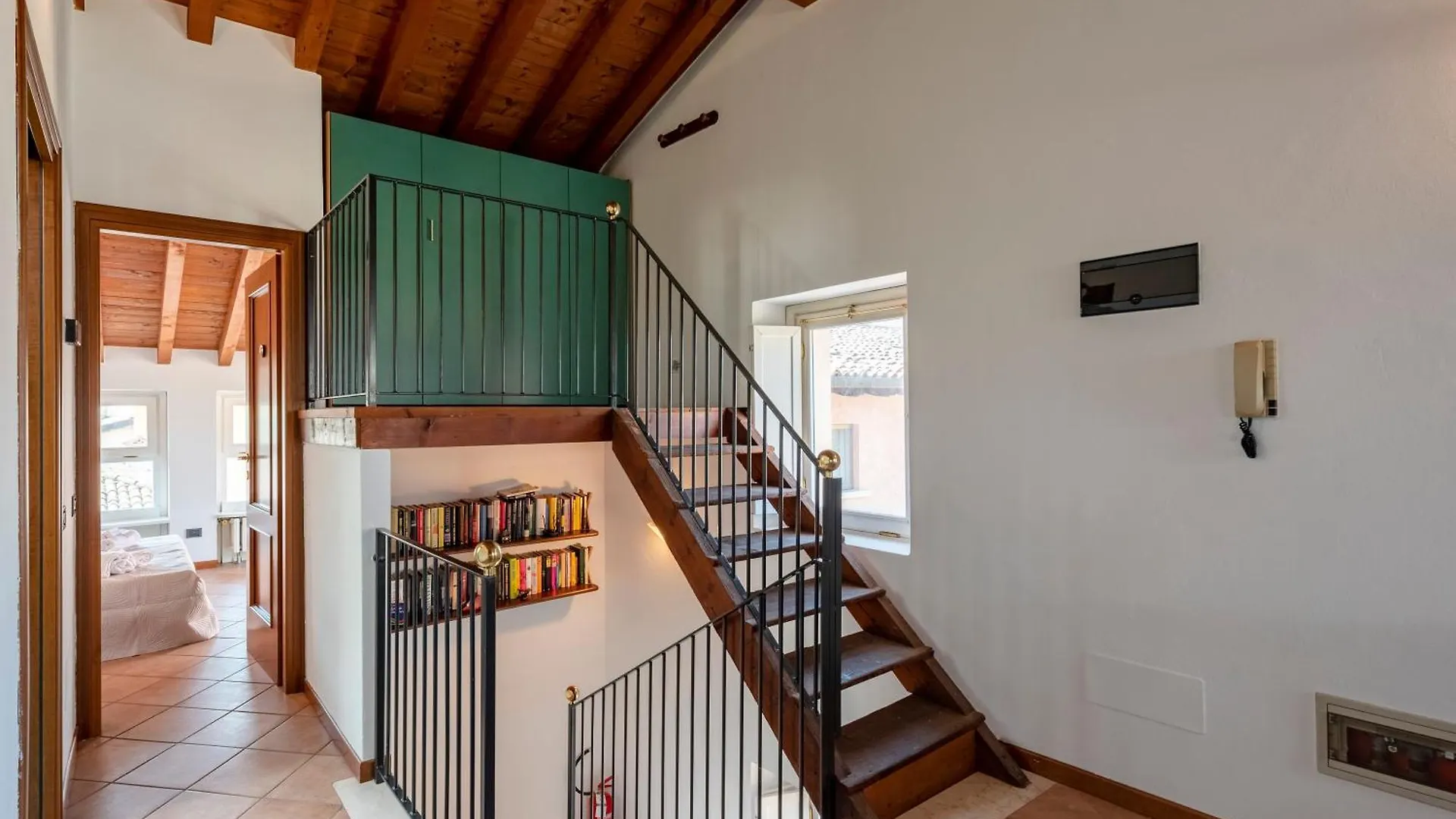 Bruno House Lakeview & Shared Pool - Happy Rentals سان فيليتْشي ديل بيناكو شقة