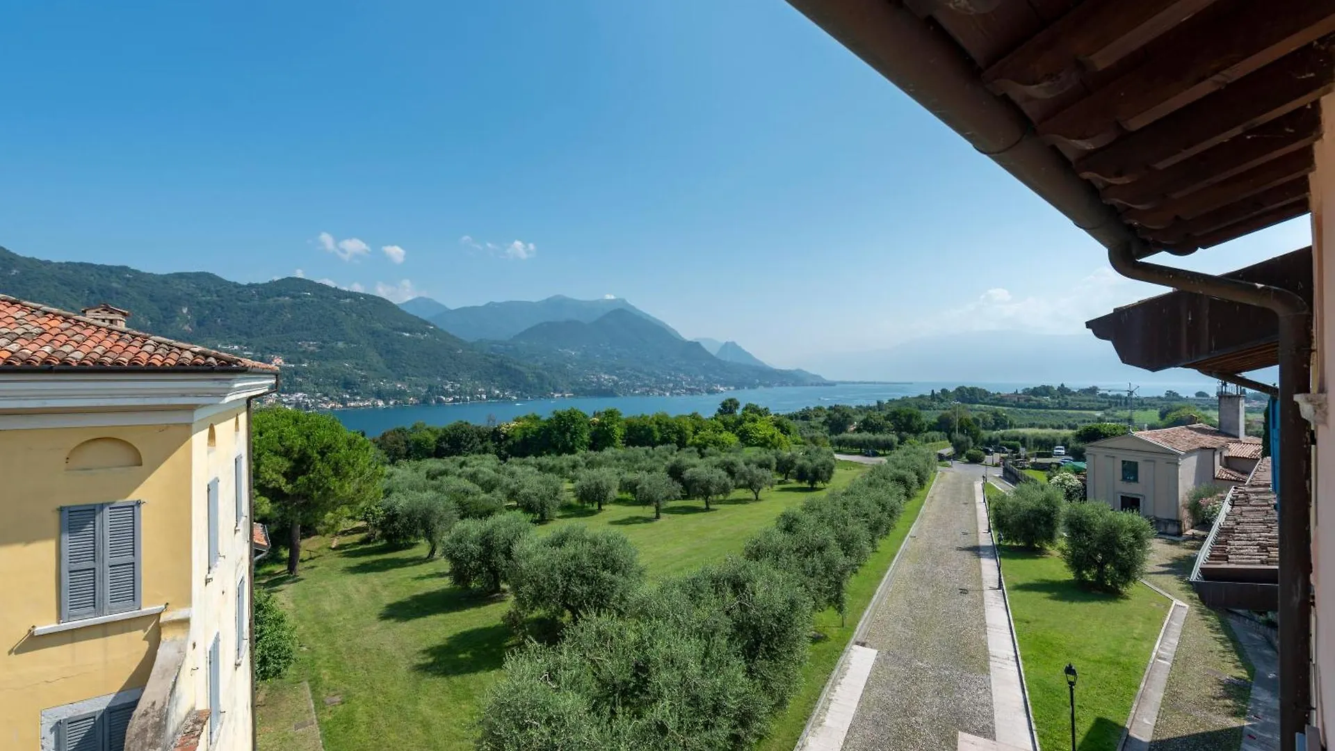 Appartement Bruno House Lakeview & Shared Pool - Happy Rentals San Felice del Benaco